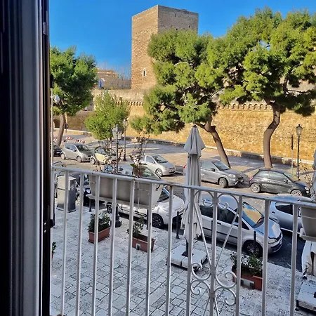 New Opening! - Laus Castello Svevo Design Apartment 1 Bari Extérieur photo